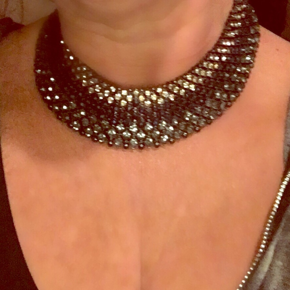 Ladies choker